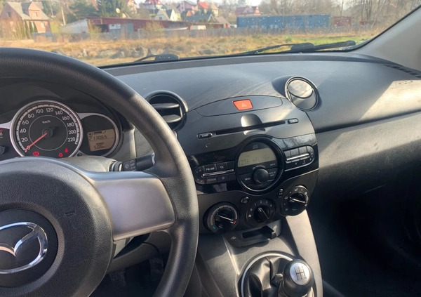 Mazda 2 cena 15500 przebieg: 213062, rok produkcji 2011 z Kraków małe 29